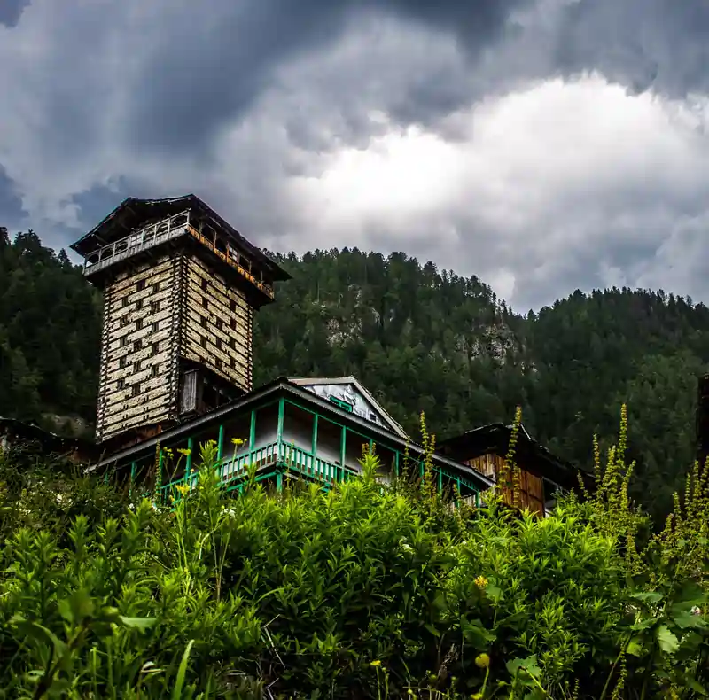 Day 4: Visit Chehni Kothi & Departure to Delhi(Overnight Journey)