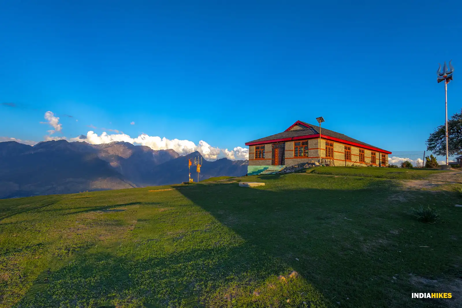 Day 3: Matikochar Camp to Bijli Mahadev – Drive to Kullu / Manali