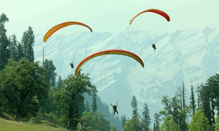 Paragliding in Kullu-Manali